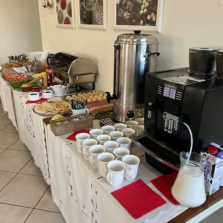 Bed & Breakfast Marina Dąbki