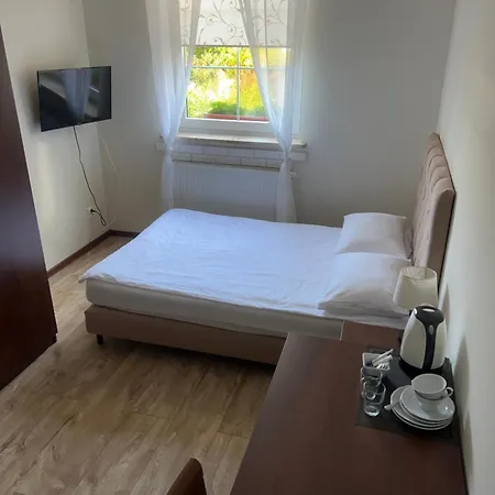 Marina Bed & Breakfast