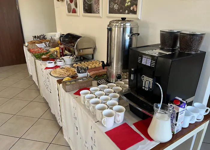 住宿加早餐酒店 Marina 达布基